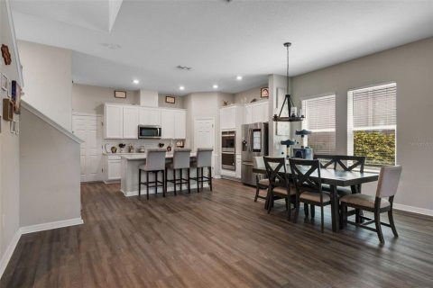 House in Winter Garden, Florida 4 bedrooms, 204.76 sq.m. № 1822938 - photo 10