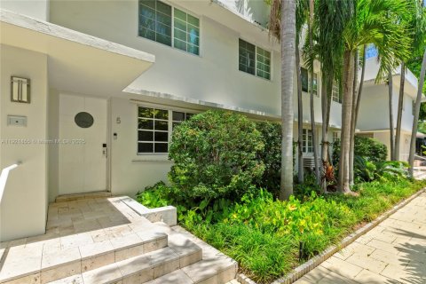 Купить кондоминиум в Майами-Бич, Флорида 1 спальня, 69.31м2, № 1976018 - фото 3