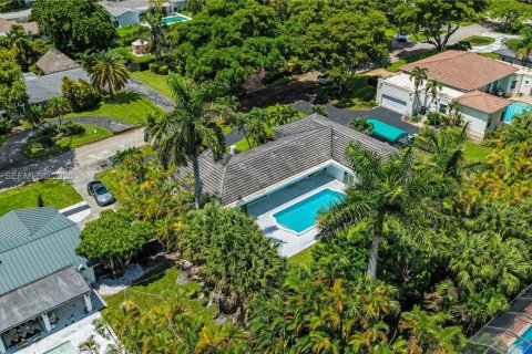 Villa ou maison à vendre à Palmetto Bay, Floride: 4 chambres, 232.26 m2 № 2354009 - photo 4