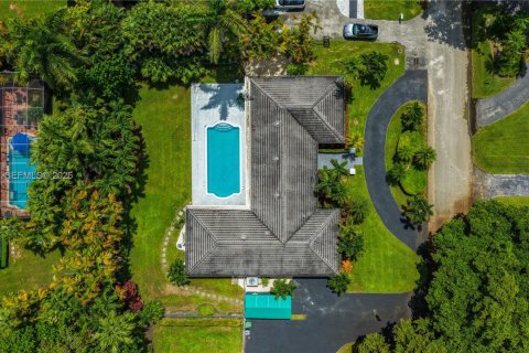 Villa ou maison à vendre à Palmetto Bay, Floride: 4 chambres, 232.26 m2 № 2354009 - photo 6