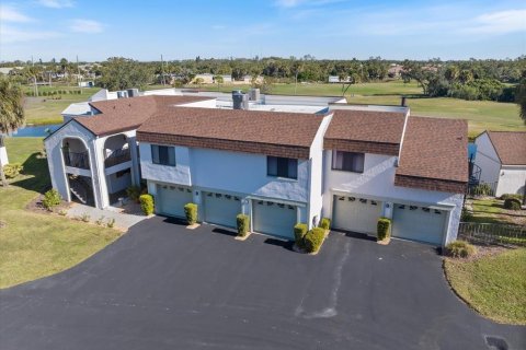 Condo in Venice, Florida, 3 bedrooms № 2213081 - photo 3