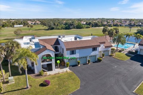 Condo in Venice, Florida, 3 bedrooms № 2213081 - photo 10