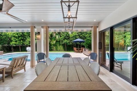 Villa ou maison à vendre à Pinecrest, Floride: 4 chambres, 302.3 m2 № 1898210 - photo 19
