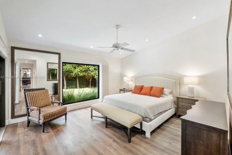 Villa ou maison à vendre à Pinecrest, Floride: 4 chambres, 302.3 m2 № 1898210 - photo 10