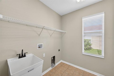 House in Wesley Chapel, Florida 4 bedrooms, 183.11 sq.m. № 1877185 - photo 20