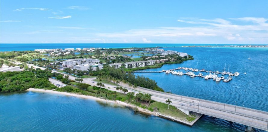 Condominio en Stuart, Florida, 2 dormitorios № 1139416