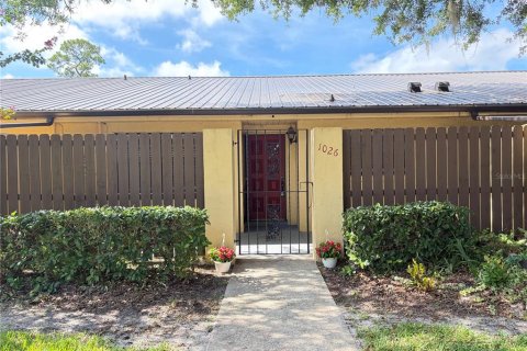 House in Winter Haven, Florida 2 bedrooms, 129.88 sq.m. № 2132114