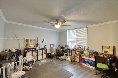 Condo in Oakland Park, Florida, 2 bedrooms  № 1922129 - photo 16