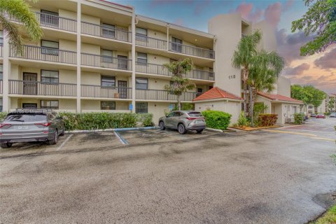 Condominio en alquiler en Oakland Park, Florida, 2 dormitorios, 104.05 m2 № 1922129 - foto 20