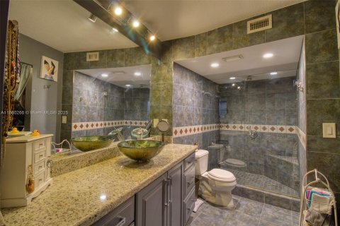 Condominio en alquiler en Oakland Park, Florida, 2 dormitorios, 104.05 m2 № 1922129 - foto 11