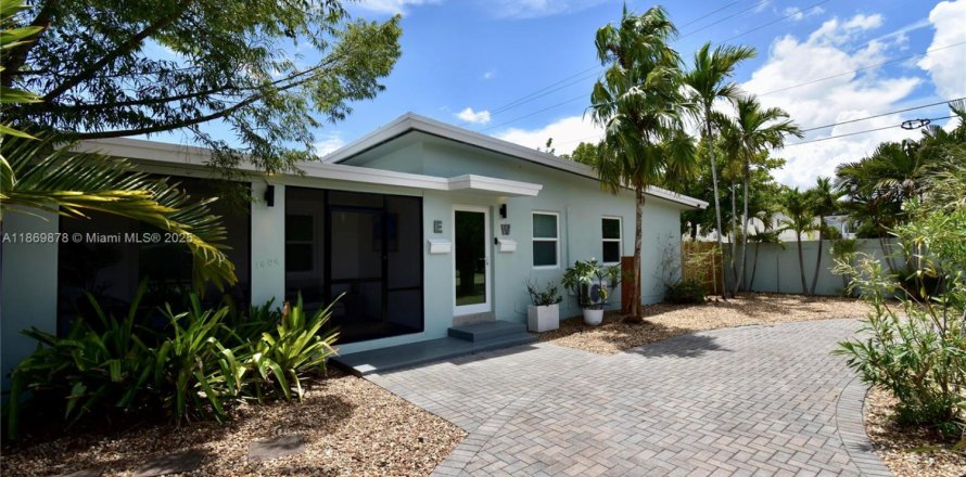 Immobilier commercial à Wilton Manors, Floride 115.57 m2 № 1896954