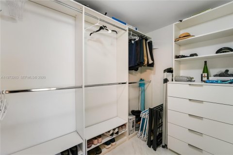 Купить кондоминиум в Норт-Майами-Бич, Флорида 1 спальня, 87.05м2, № 2189016 - фото 15