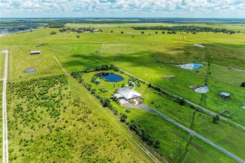 Villa ou maison à vendre à Myakka City, Floride: 3 chambres, 168.34 m2 № 2351694 - photo 24