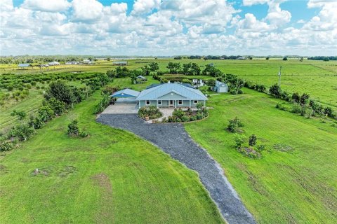 Villa ou maison à vendre à Myakka City, Floride: 3 chambres, 168.34 m2 № 2351694 - photo 23