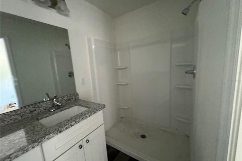 Villa ou maison à louer à Ocklawaha, Floride: 3 chambres, 122.54 m2 № 1835060 - photo 5