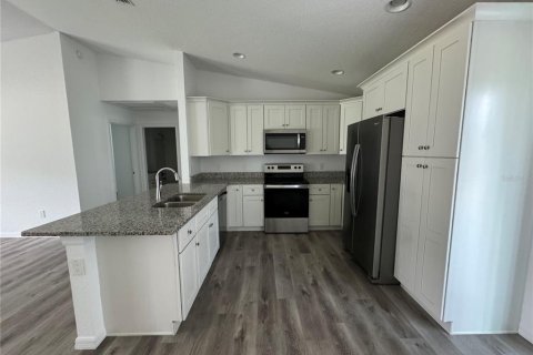 Villa ou maison à louer à Ocklawaha, Floride: 3 chambres, 122.54 m2 № 1835060 - photo 15
