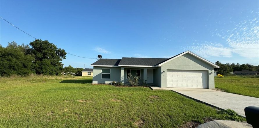Villa ou maison à Ocklawaha, Floride 3 chambres, 122.54 m2 № 1835060