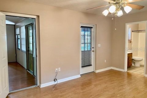 House in Wesley Chapel, Florida 4 bedrooms, 213.86 sq.m. № 1785977 - photo 16