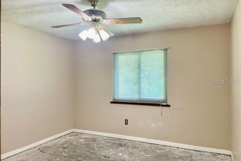 House in Wesley Chapel, Florida 4 bedrooms, 213.86 sq.m. № 1785977 - photo 20