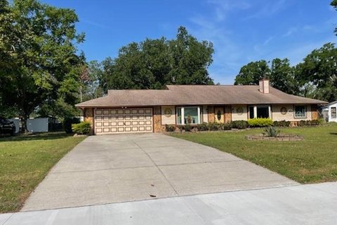 House in Wesley Chapel, Florida 4 bedrooms, 213.86 sq.m. № 1785977 - photo 3