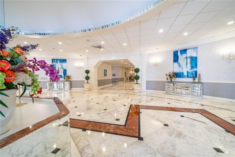 Condominio en venta en Hollywood, Florida, 2 dormitorios, 117.99 m2 № 1763211 - foto 16