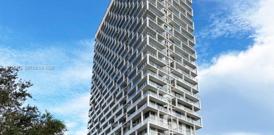 Condominio en Sunrise, Florida, 3 dormitorios  № 2088450