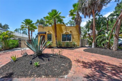 Villa ou maison à vendre à Sarasota, Floride: 2 chambres, 103.96 m2 № 2226618 - photo 2