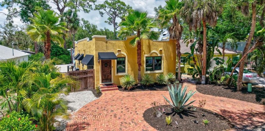 Villa ou maison à Sarasota, Floride 2 chambres, 103.96 m2 № 2226618