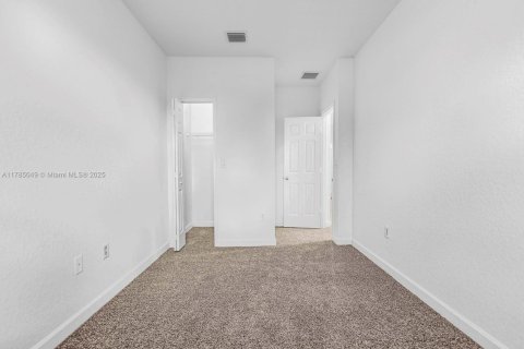 Townhouse in Homestead, Florida 4 bedrooms, 182.55 sq.m. № 1869903 - photo 23