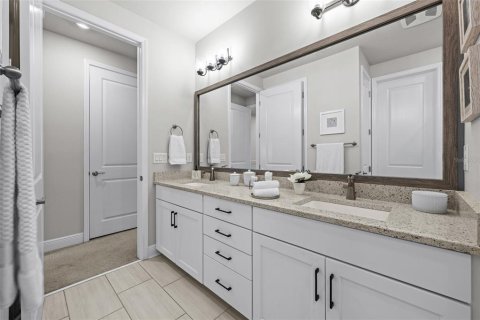 Touwnhouse à vendre à Tampa, Floride: 3 chambres, 183.67 m2 № 2093808 - photo 21