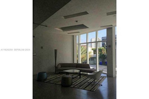 Condominio en venta en Miami, Florida, 3 dormitorios, 133.31 m2 № 2176652 - foto 27