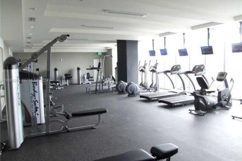 Condominio en venta en Miami, Florida, 3 dormitorios, 133.31 m2 № 2176652 - foto 30