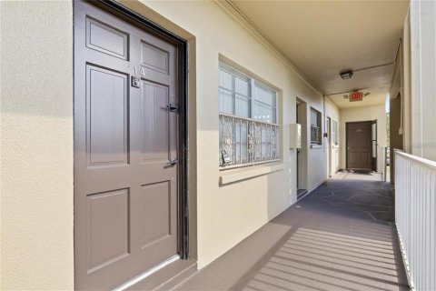 Condominio en venta en Saint Petersburg, Florida, 2 dormitorios, 107.02 m2 № 1856501 - foto 2