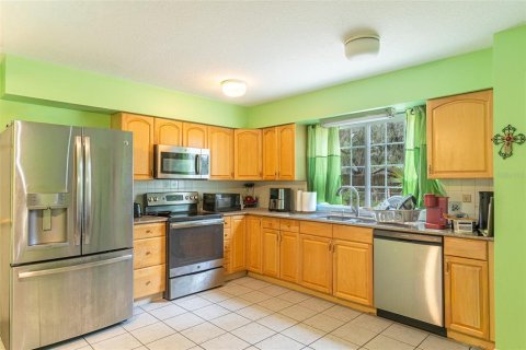 Villa ou maison à vendre à Lakeland, Floride: 3 chambres, 126.35 m2 № 2206140 - photo 2