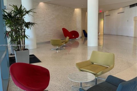 Copropriété à vendre à Miami, Floride: 2 chambres, 107.58 m2 № 1981899 - photo 10
