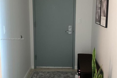 Copropriété à vendre à Miami, Floride: 2 chambres, 107.58 m2 № 1981899 - photo 22