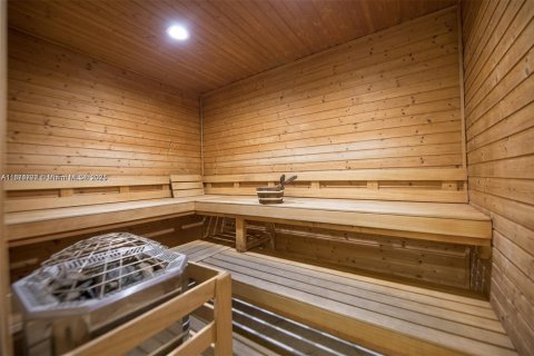 Copropriété à vendre à Miami, Floride: 2 chambres, 107.58 m2 № 1981899 - photo 6