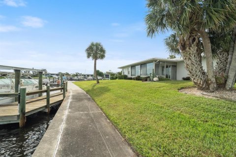 Casa en venta en Englewood, Florida, 2 dormitorios, 145.48 m2 № 1900880 - foto 6