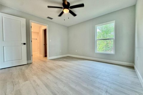 Casa en alquiler en Port Charlotte, Florida, 3 dormitorios, 117.99 m2 № 1680227 - foto 12
