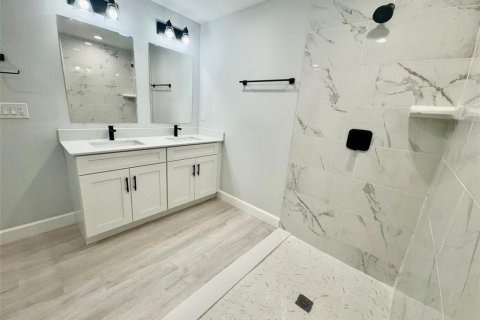 Casa en alquiler en Port Charlotte, Florida, 3 dormitorios, 117.99 m2 № 1680227 - foto 14