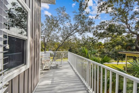 House in Dunedin, Florida 1 bedroom, 59.46 sq.m. № 790263 - photo 24