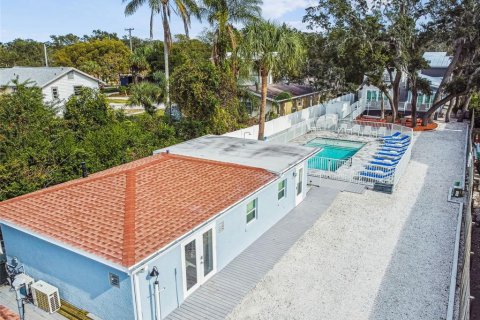 House in Dunedin, Florida 1 bedroom, 59.46 sq.m. № 790263 - photo 30