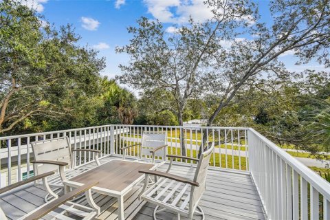 House in Dunedin, Florida 1 bedroom, 59.46 sq.m. № 790263 - photo 25