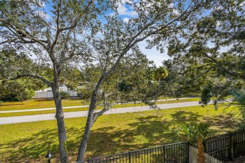 House in Dunedin, Florida 1 bedroom, 59.46 sq.m. № 790263 - photo 28