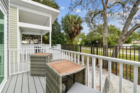 House in Dunedin, Florida 1 bedroom, 59.46 sq.m. № 790263 - photo 14