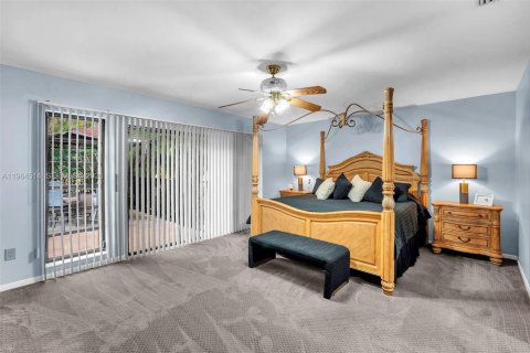 Купить виллу или дом в Тамарак, Флорида 3 комнаты, 237.83м2, № 2027279 - фото 19