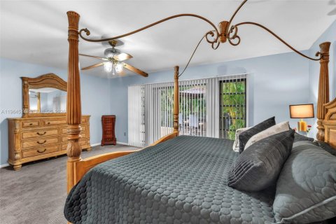 Купить виллу или дом в Тамарак, Флорида 3 комнаты, 237.83м2, № 2027279 - фото 20