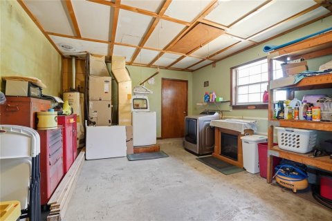 House in Edgewater, Florida 3 bedrooms, 144.93 sq.m. № 2236332 - photo 22