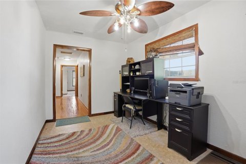 House in Edgewater, Florida 3 bedrooms, 144.93 sq.m. № 2236332 - photo 16