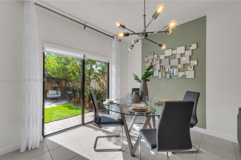 Adosado en venta en Homestead, Florida, 3 dormitorios, 137.77 m2 № 1986435 - foto 12